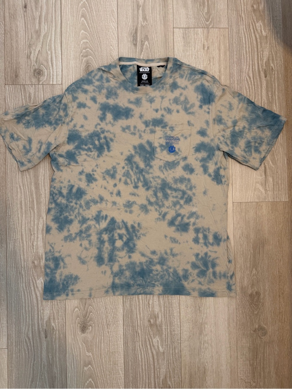 Star Wars Jedi Element Beige and Blue Tie-Dye Pocket Tee